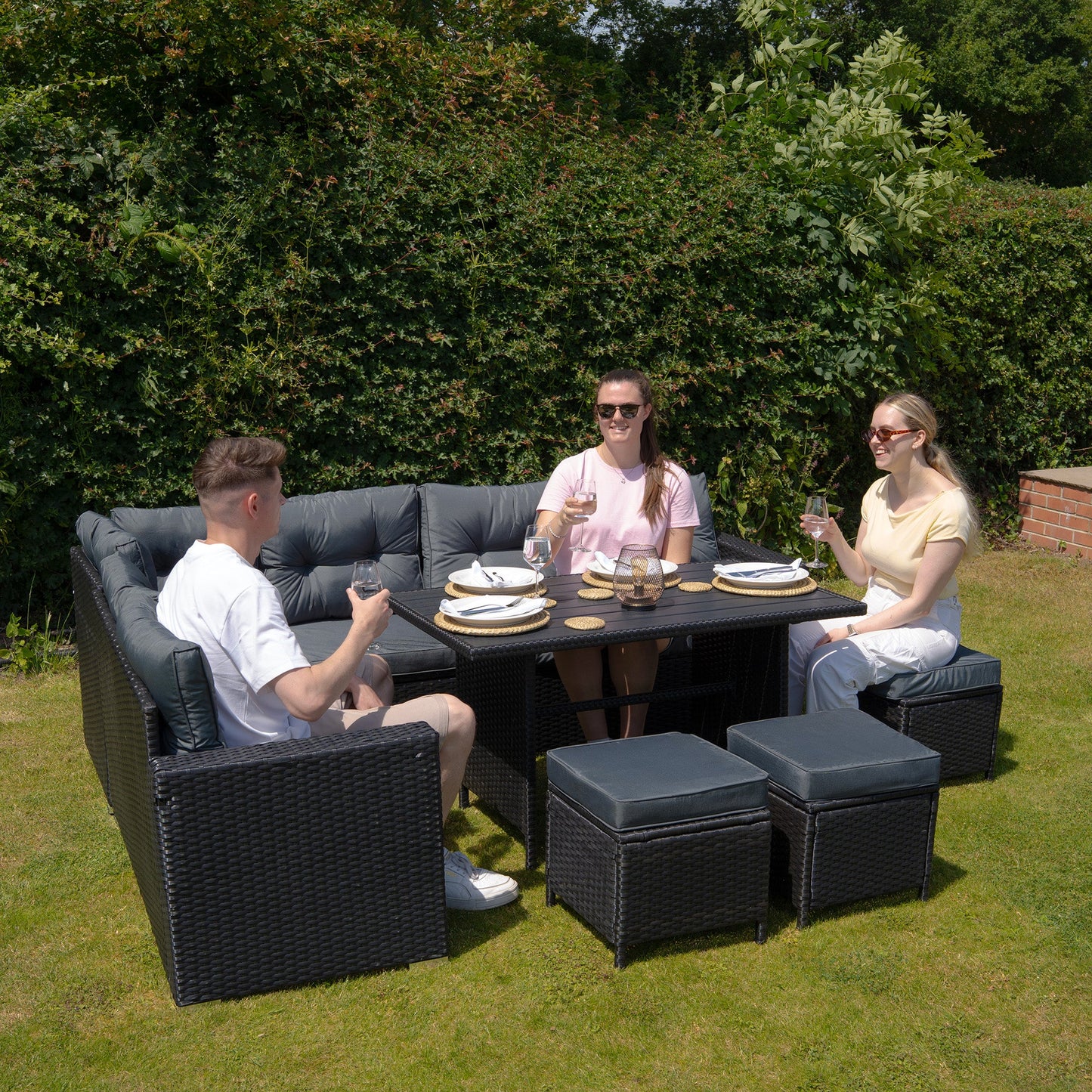 Rattan Corner Set With Composite Table – Black