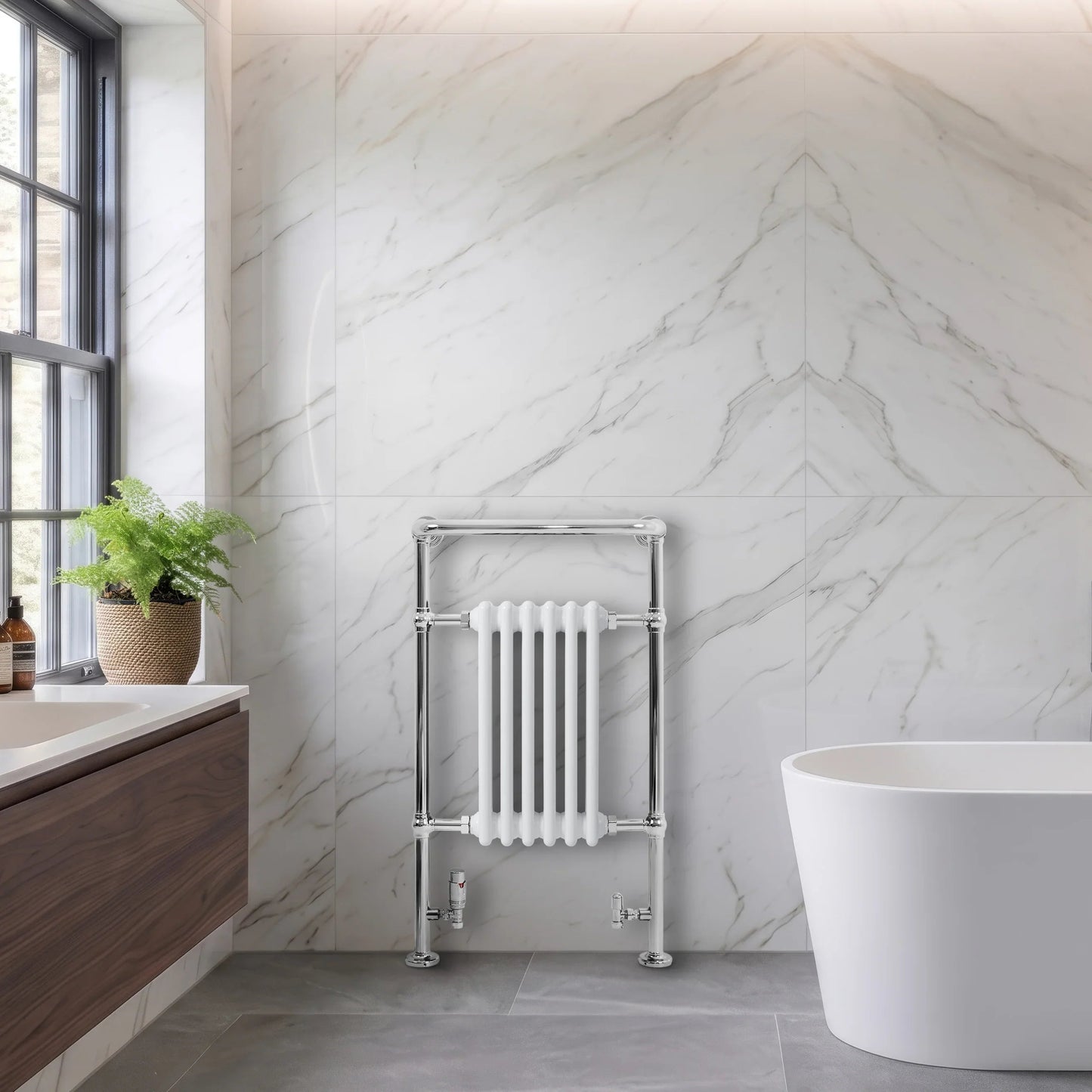 Traditional Heated Towel Rail Radiator – 950mm x 570mm  – White