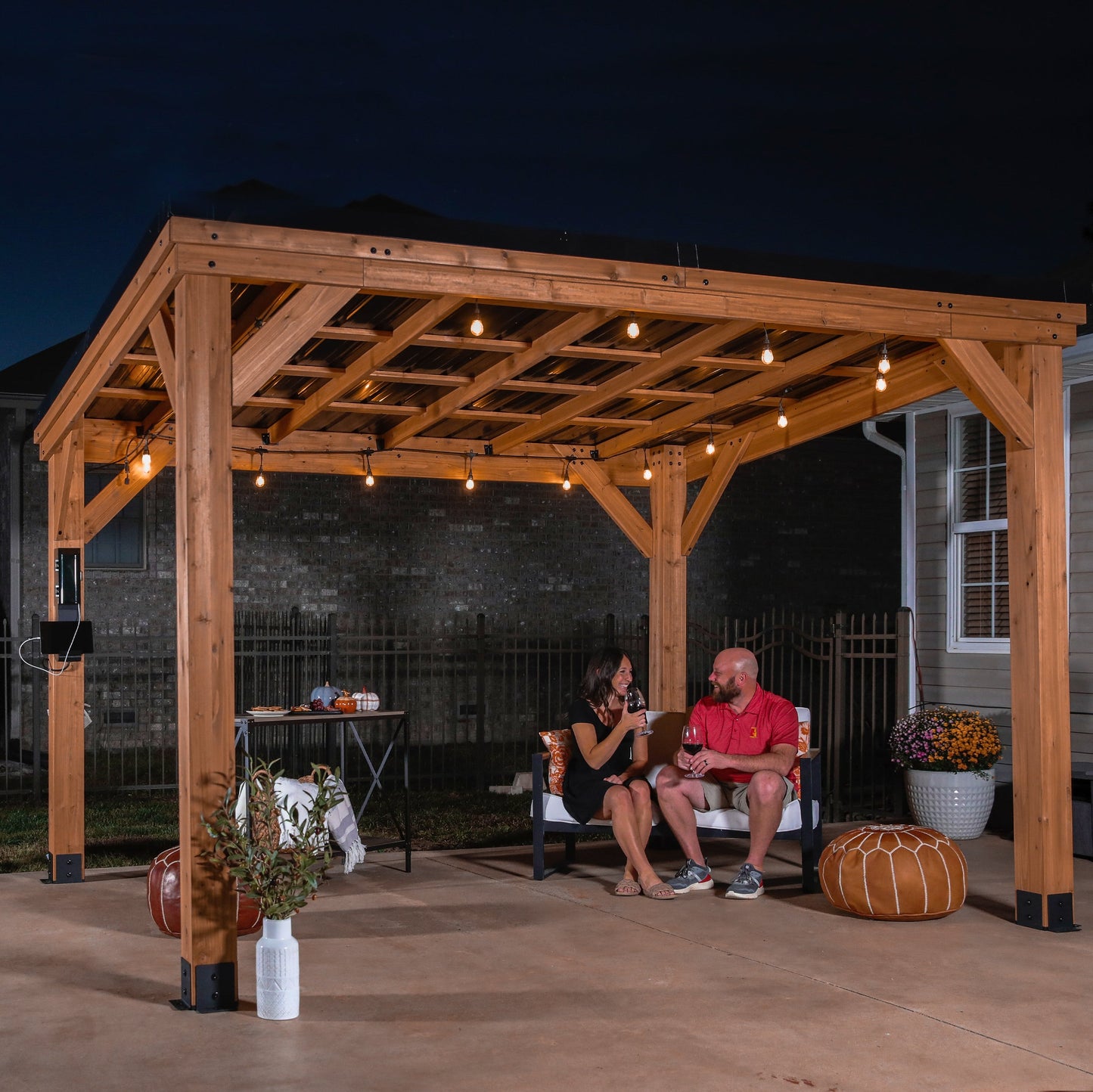 3.7m X 2.9m (12ft x 9.5ft) Arcadia Gazebo