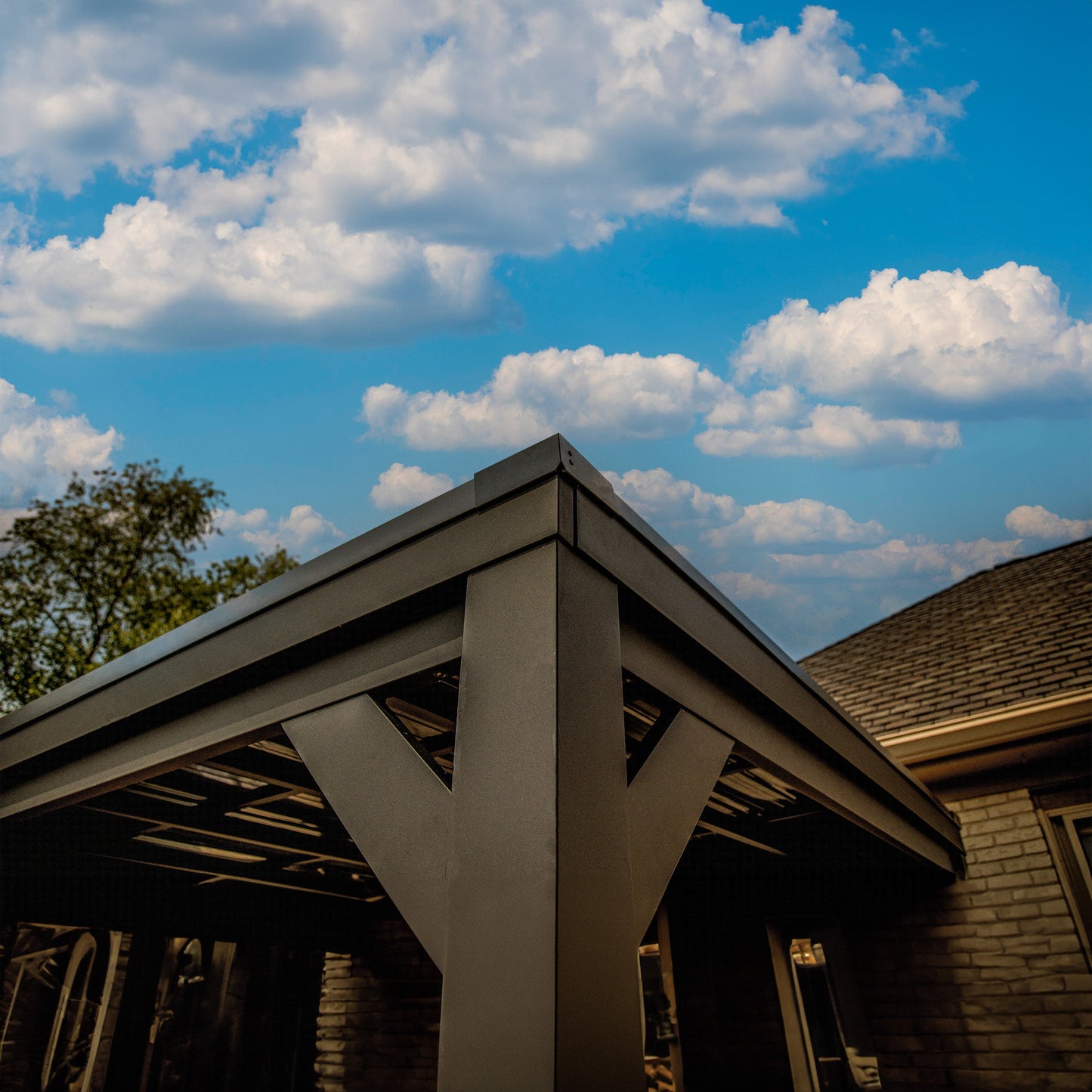 3.7m x 2.9m (12ft x 9.5ft) Stonebridge Gazebo